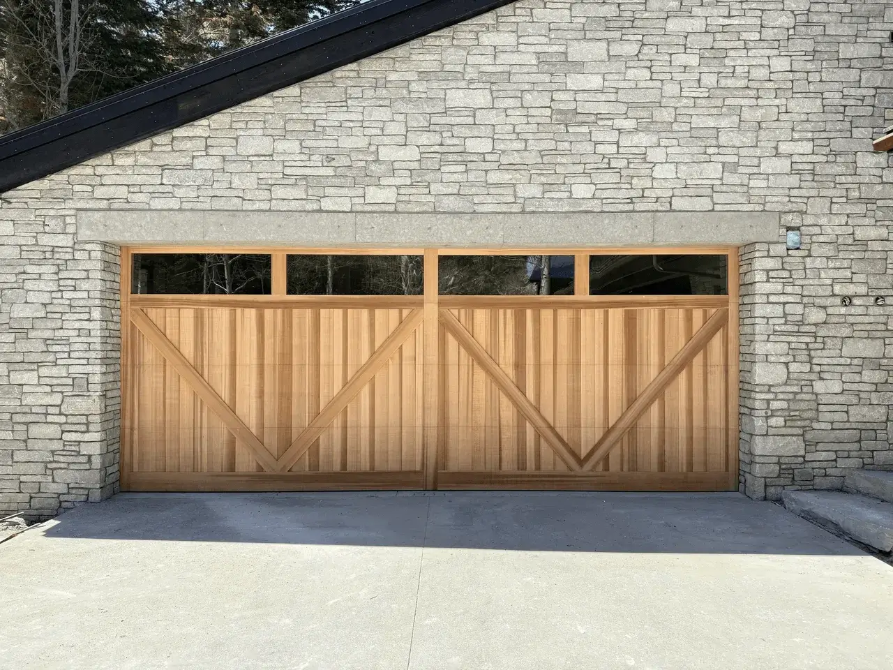 Esdc garage door front 1